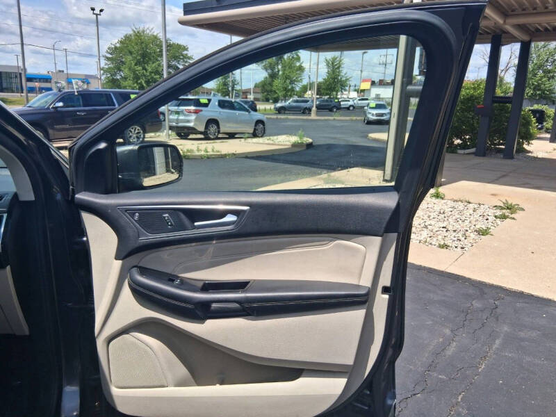 2019 Ford Edge Titanium