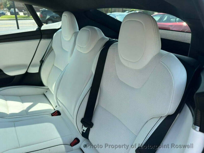 2023 Tesla Model S Plaid