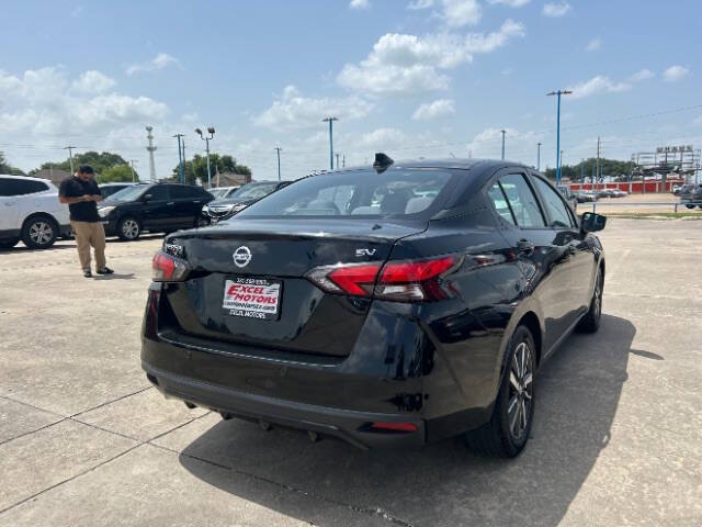2021 Nissan Versa SV
