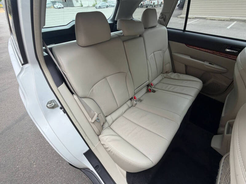 2011 Subaru Outback 2.5i Limited