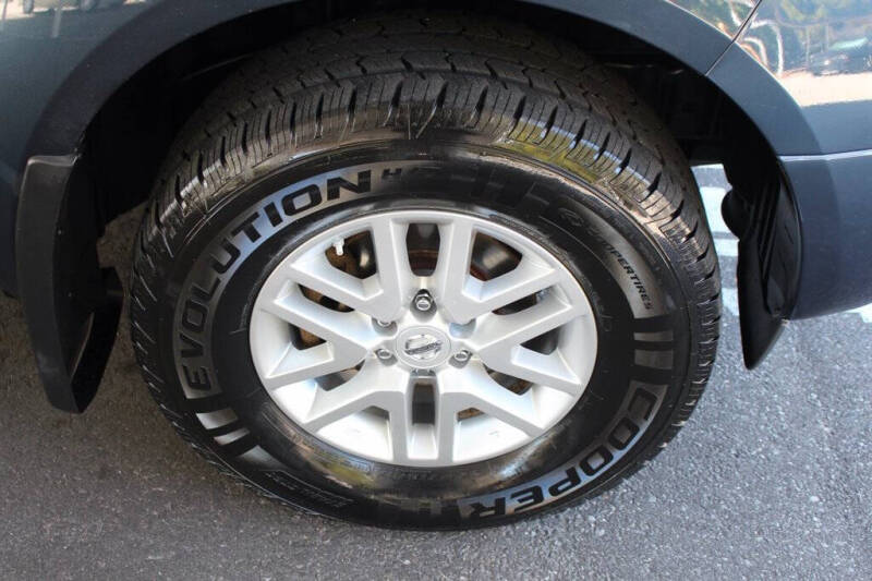 2016 Nissan Frontier SV