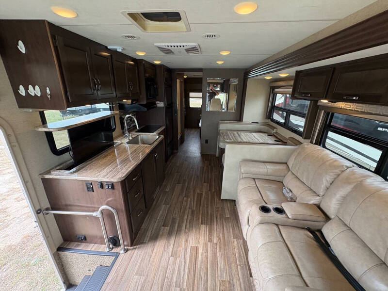 2017 Ford Motorhome Chassis