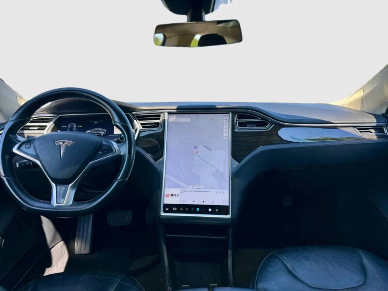 2014 Tesla Model S