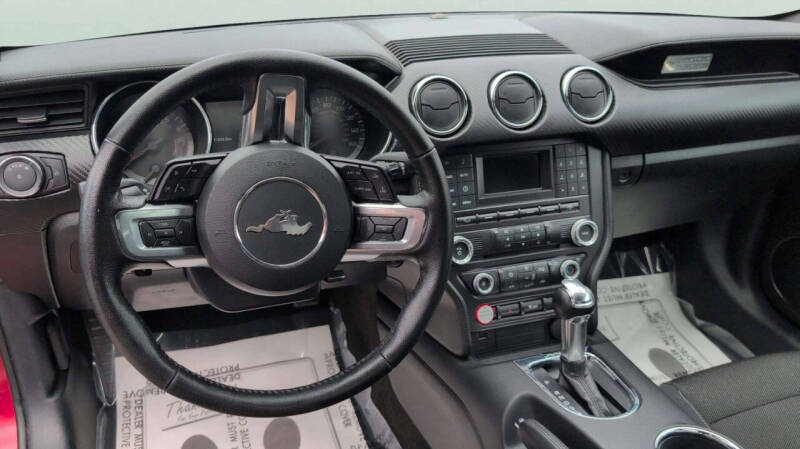 2017 Ford Mustang V6