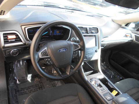 2019 Ford Fusion Hybrid SE