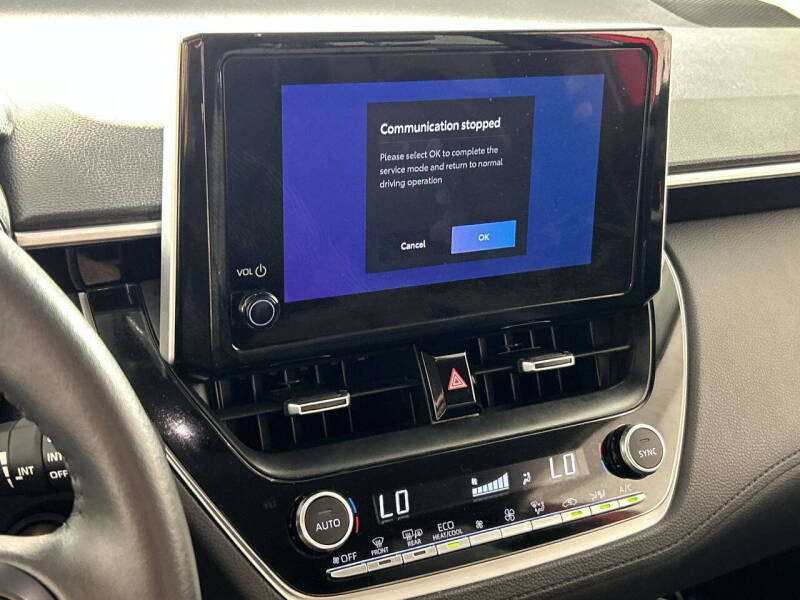 2025 Toyota Corolla Cross XLE