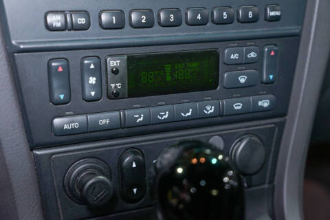 2002 Ford Thunderbird Deluxe