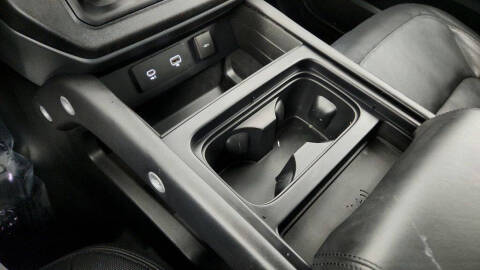 2024 Land Rover Defender 110 P400 X-Dynamic SE