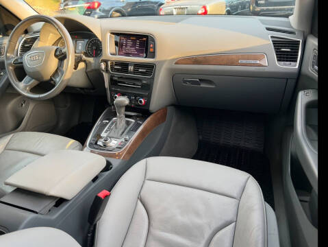 2016 Audi Q5 2.0T quattro Premium