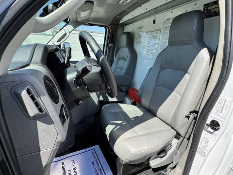 2022 Ford E-Series