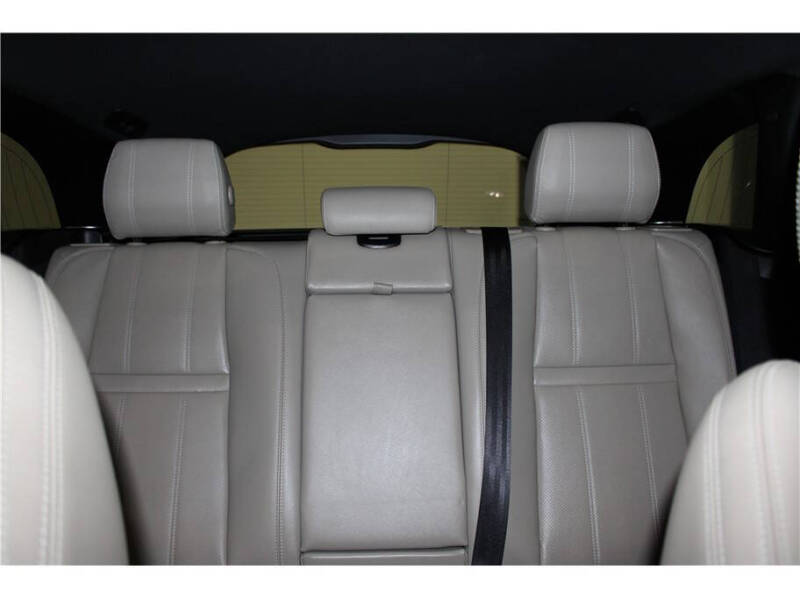 2019 Land Rover Range Rover Velar P250 R-Dynamic SE