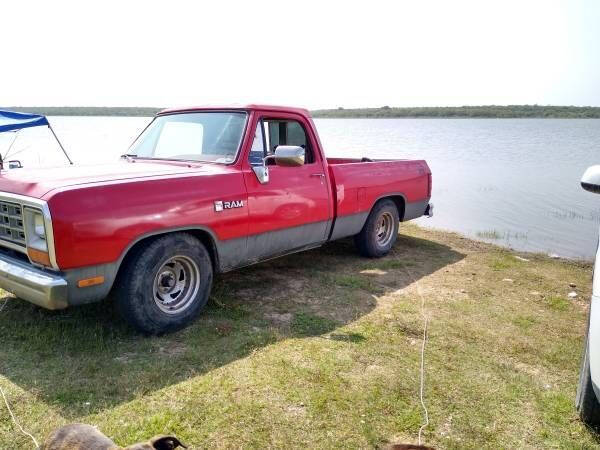 1982 Dodge D150 Pickup