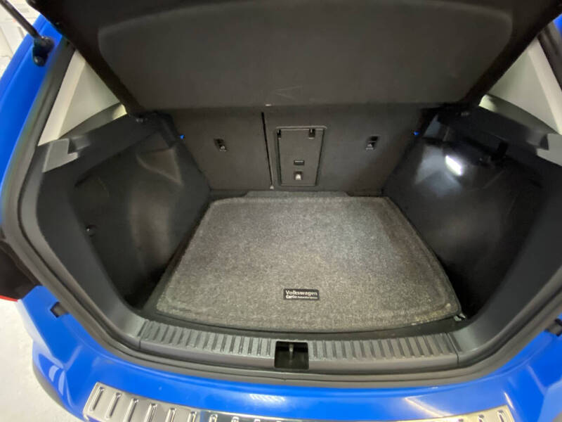 2024 Volkswagen Taos SEL 4Motion