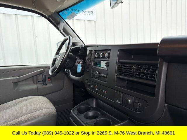 2022 GMC Savana 2500