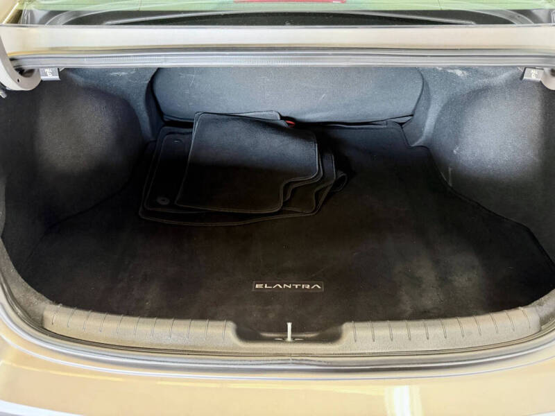 2022 Hyundai Elantra
