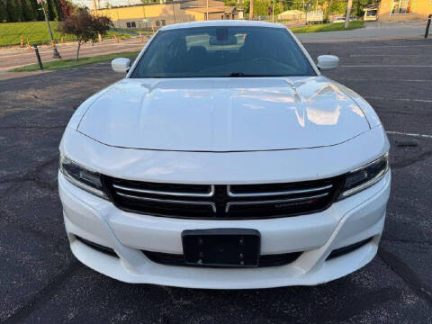 2016 Dodge Charger SE