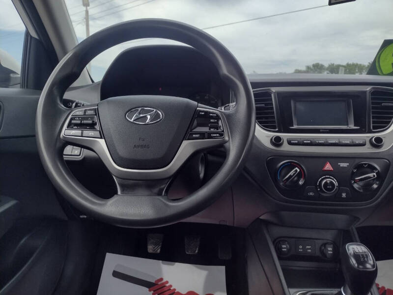 2019 Hyundai Accent SE