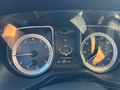 2018 Nissan Titan SV