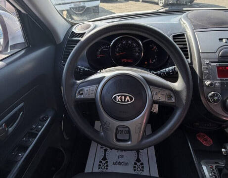 2011 Kia Soul +