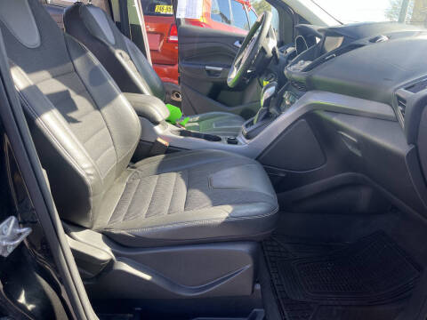2015 Ford Escape SE