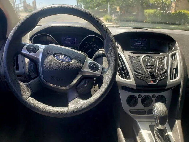 2012 Ford Focus SEL