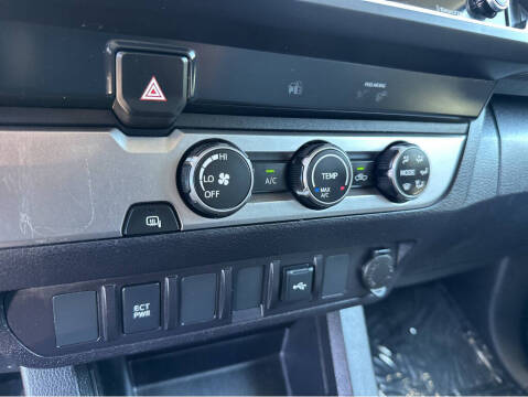 2021 Toyota Tacoma SR