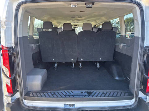 2023 Ford Transit 350 XLT