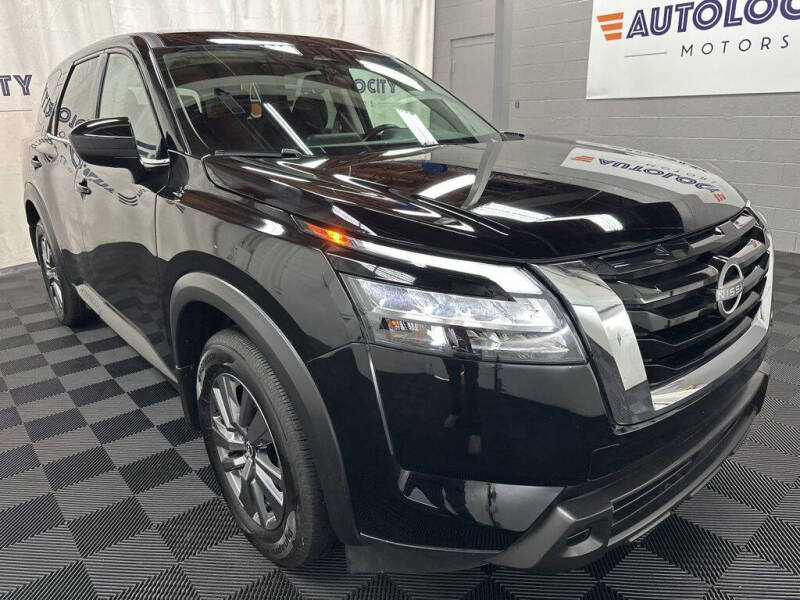 2025 Nissan Pathfinder S
