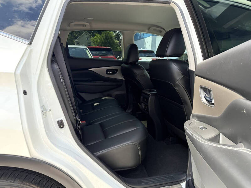 2023 Nissan Murano SV