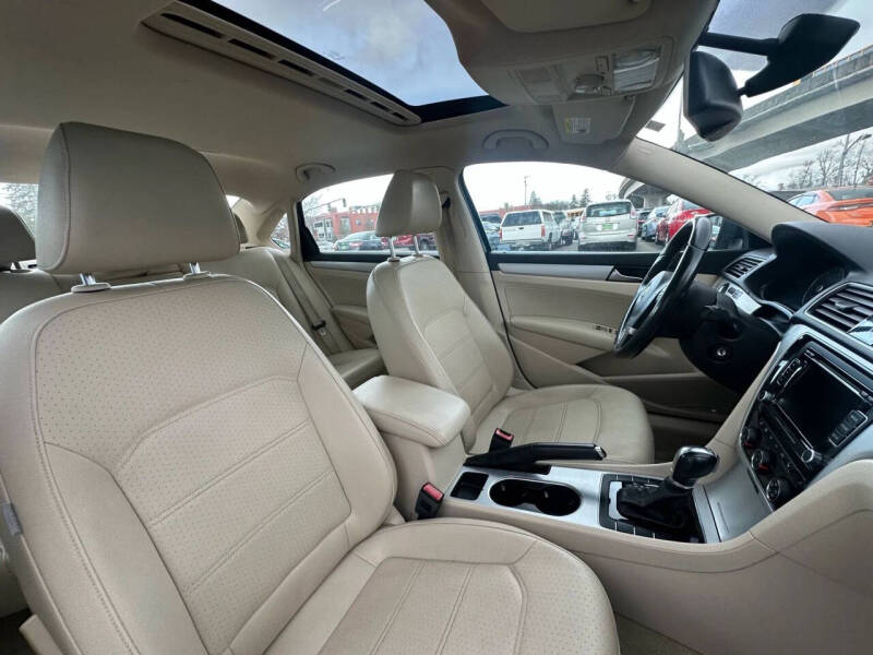 2013 Volkswagen Passat