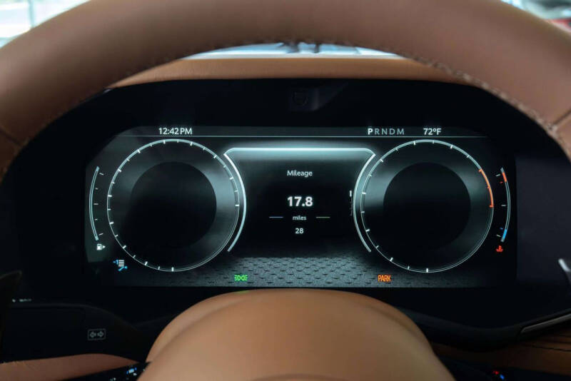 2026 Aston Martin DBX S