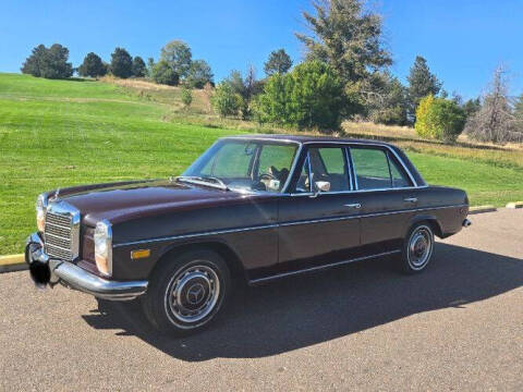1973 Mercedes-Benz 220