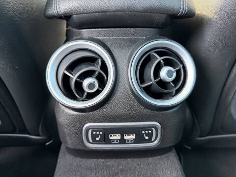 2019 Alfa Romeo Giulia Ti Sport Carbon