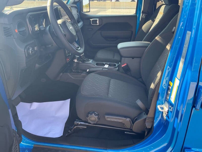 2025 Jeep Gladiator Mojave