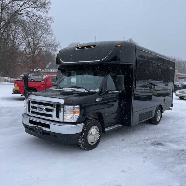 2025 Ford E-Series