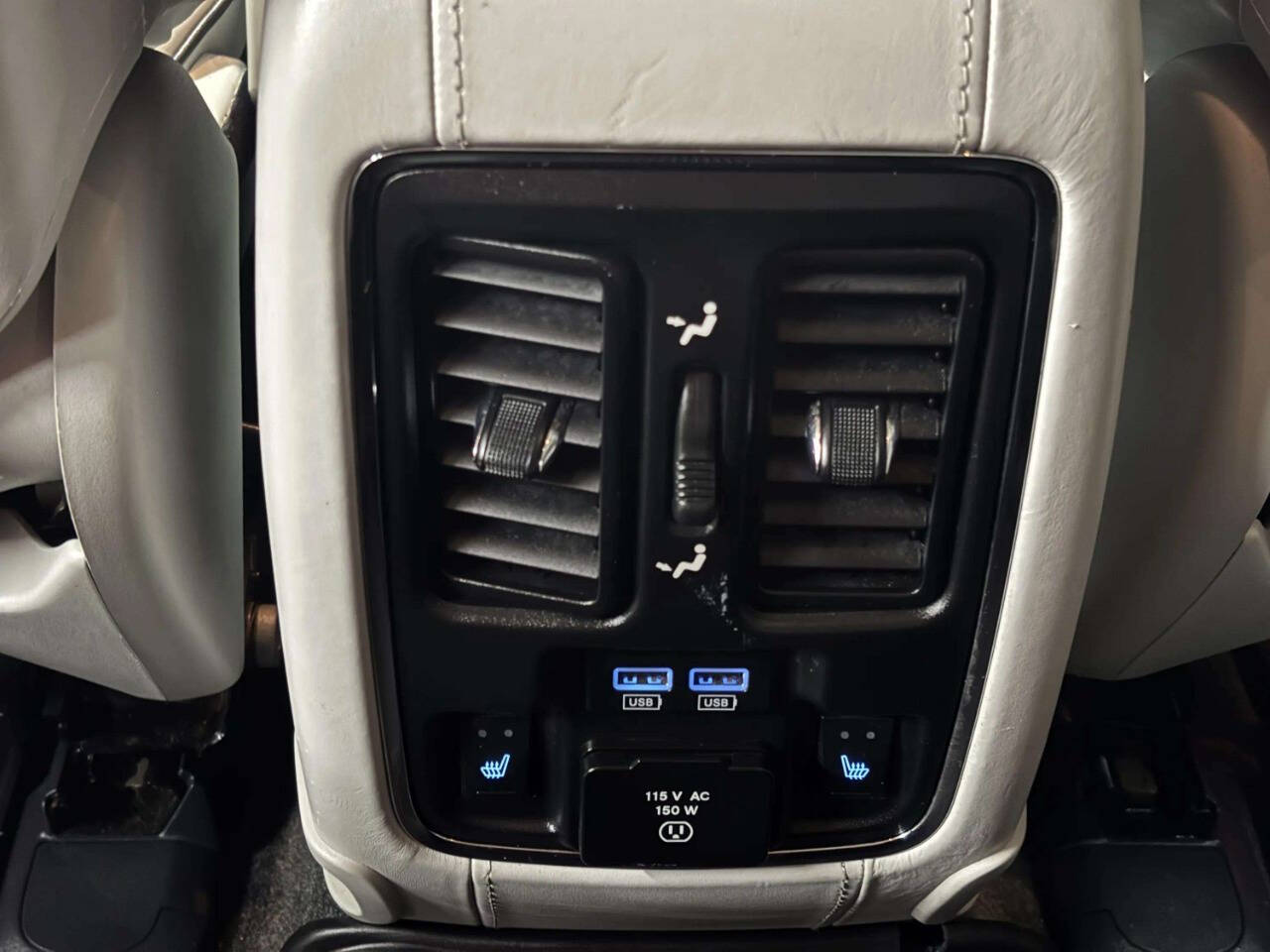 JeepGrand Cherokee19