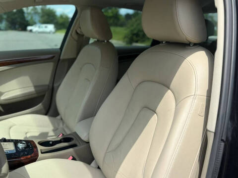 2012 Audi A4 2.0T quattro Premium Plus