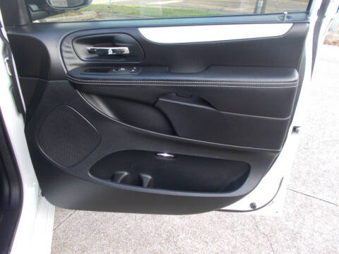 2014 Dodge Grand Caravan SXT 30th Anniversary