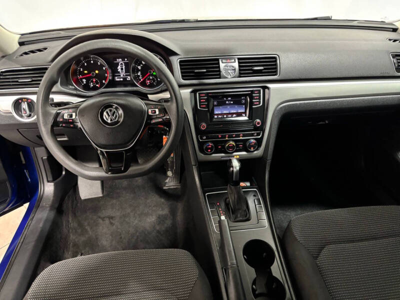 2017 Volkswagen Passat 1.8T S