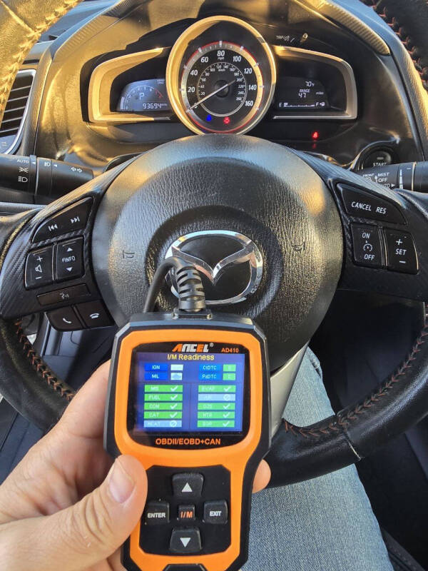 2016 Mazda MAZDA3 i Grand Touring