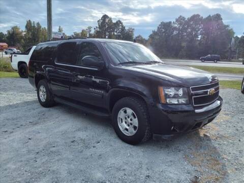 2013 Chevrolet Suburban for sale at Town Auto Sales LLC in New Bern NC