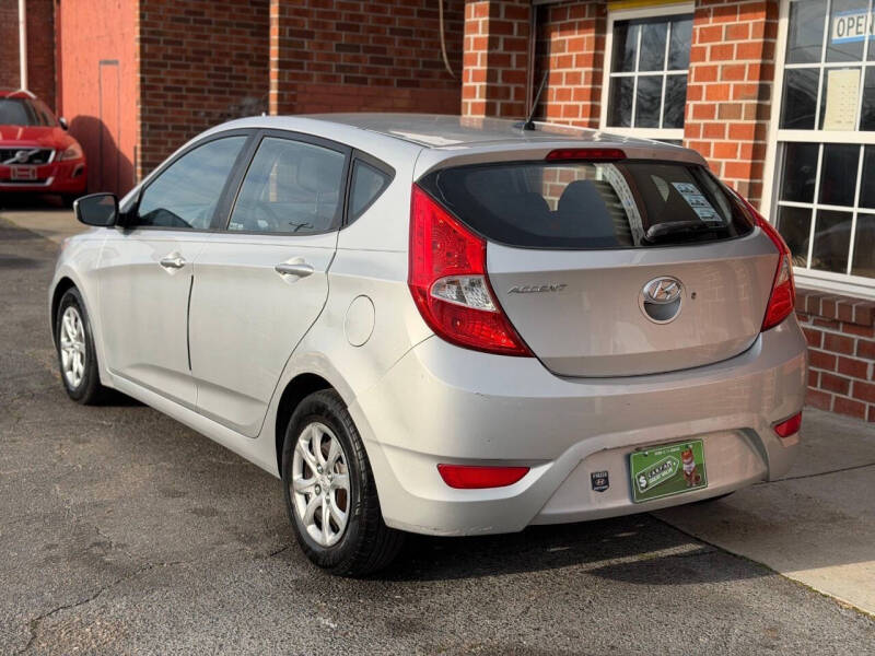 2013 Hyundai Accent GS