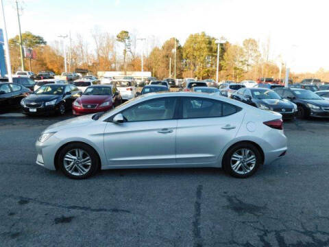 2019 Hyundai Elantra SE