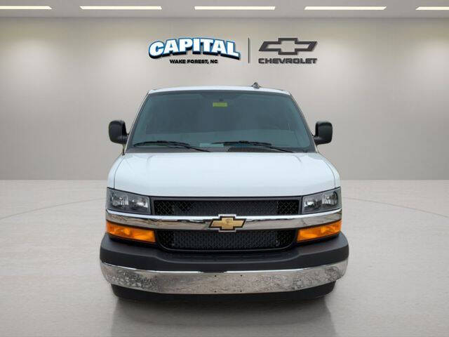 2025 Chevrolet Express 2500