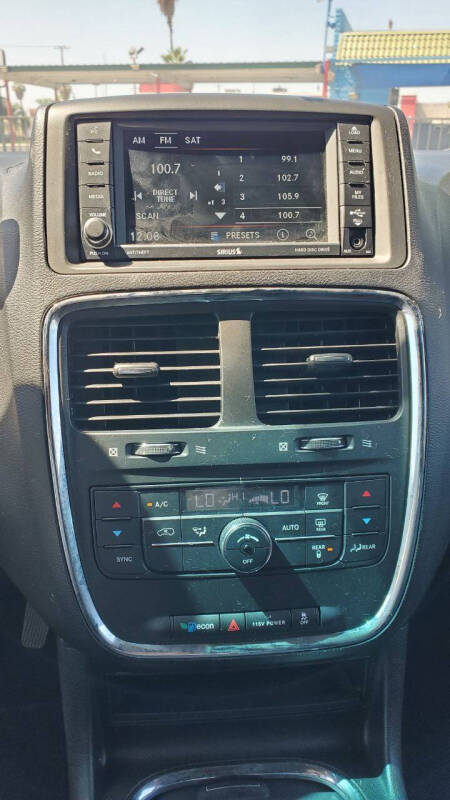 2014 Dodge Grand Caravan R/T