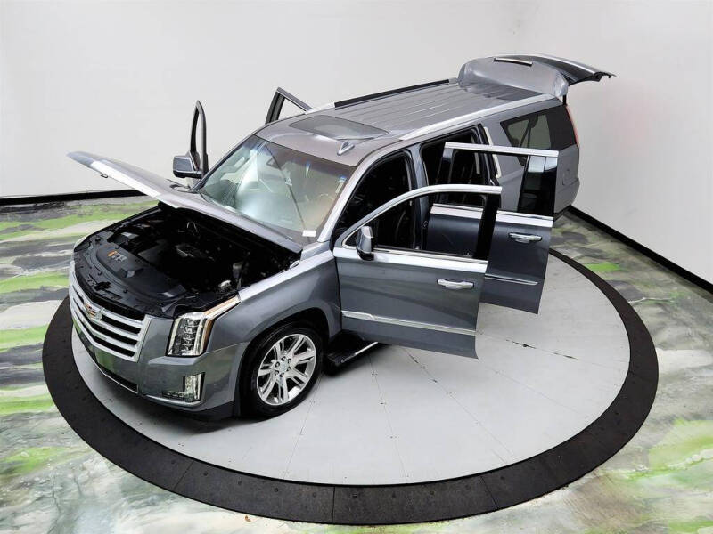2019 Cadillac Escalade ESV Premium Luxury