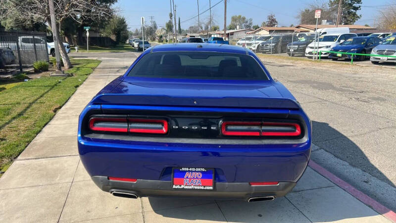 2019 Dodge Challenger SXT
