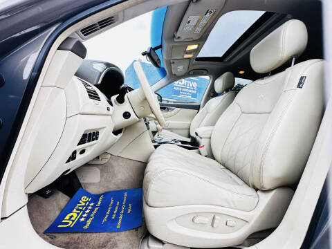 2011 Infiniti FX35