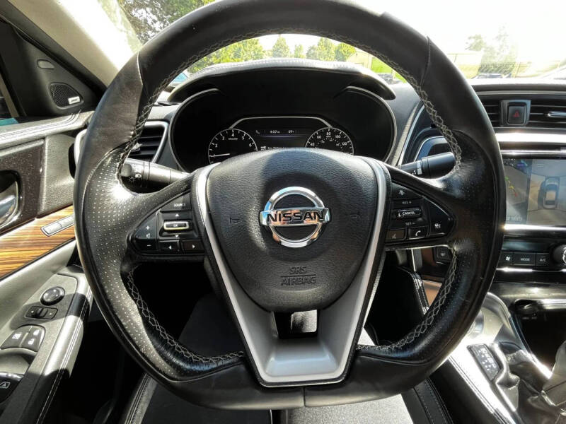 2017 Nissan Maxima Platinum