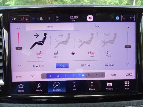 2023 Chrysler Pacifica Plug-In Hybrid Limited